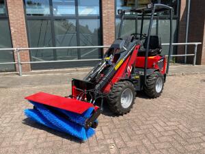 1 M-Sweep MSV 400 105cm Veegmachine