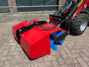 1 M-Sweep HSTV400 P/120cm Veegmachine