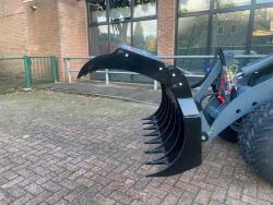 2025 Giant Houtklem horizontaal 150cm ADV344 | Aanbouwdelen | Houtklem