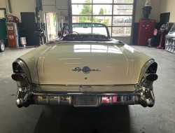 1957 Buick Series 50 Super Special Convertible LT560 | Transport | Auto's