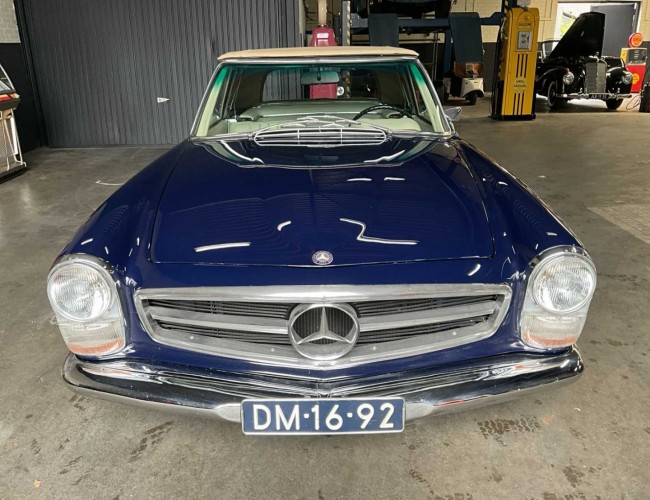 1967 Mercedes Benz 250SL Pagode LT569 | Transport | Auto's