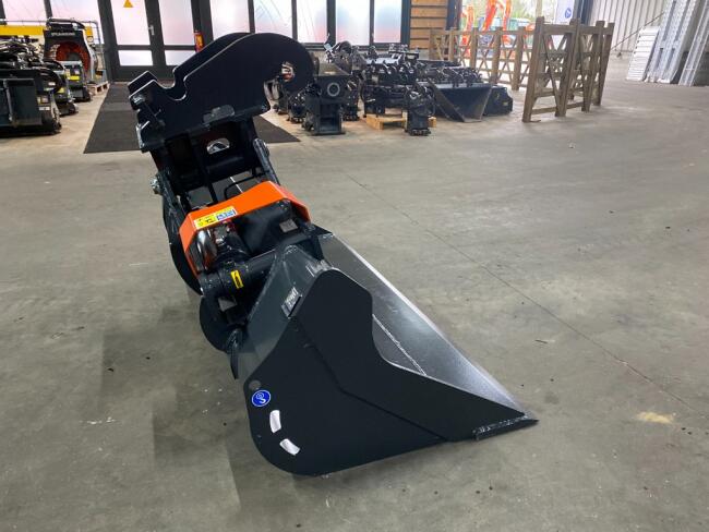 2025 Cangini Benne SQN55 Kantelbak 1500 CW10 (5,0-7,0T) (368ltr) ADV1102 | Aanbouwdelen | Kantelbak