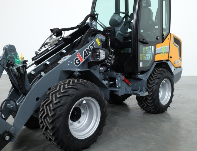 2024 Giant G2700E X-tra (Cabine) VK9545 | Wiellader | Mini Shovel