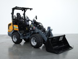 2024 Giant G2700E X-tra VK9734 | Wiellader | Mini Shovel