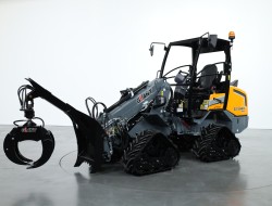 1 Giant G2700 TELE HD+ TRACKS ADV1155 | Wiellader | Mini Shovel