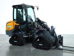 1 Giant G2700 TELE HD+ TRACKS ADV1155 | Wiellader | Mini Shovel