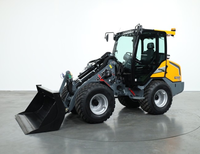 2025 Giant G3500 X-tra (Cabine) VK9892 | Wiellader | Mini Shovel