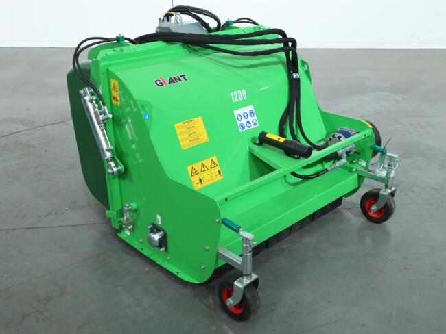 1 Giant Klepelmaaier 120cm met opvangbak (30-40 l/min) VV1450 | Aanbouwdelen | Klepelmaaier