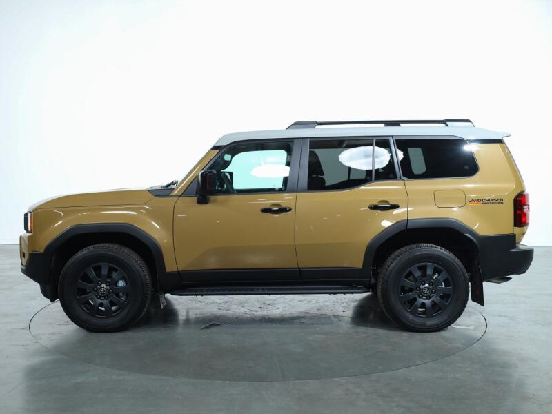 2024 Toyota Land Cruiser 250 First Edition 7 Persoons VK9958 | Transport | Auto's