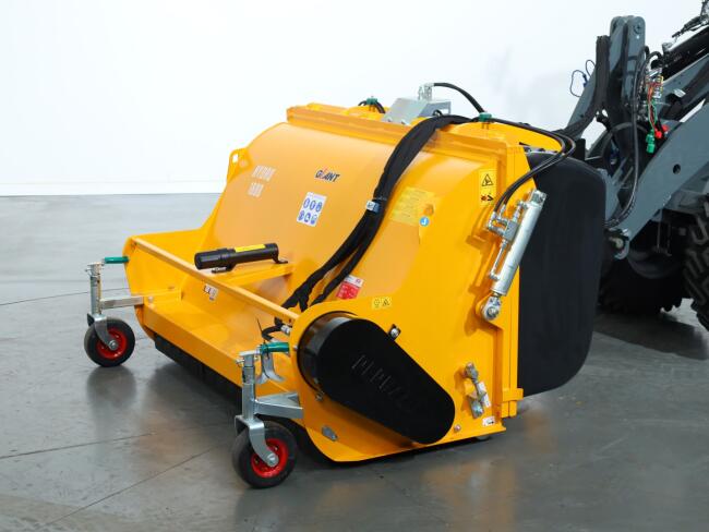 1 Giant Klepelmaaier 160cm met hydr opvangbak (50-60ltr) VV1467 | Aanbouwdelen | Klepelmaaier