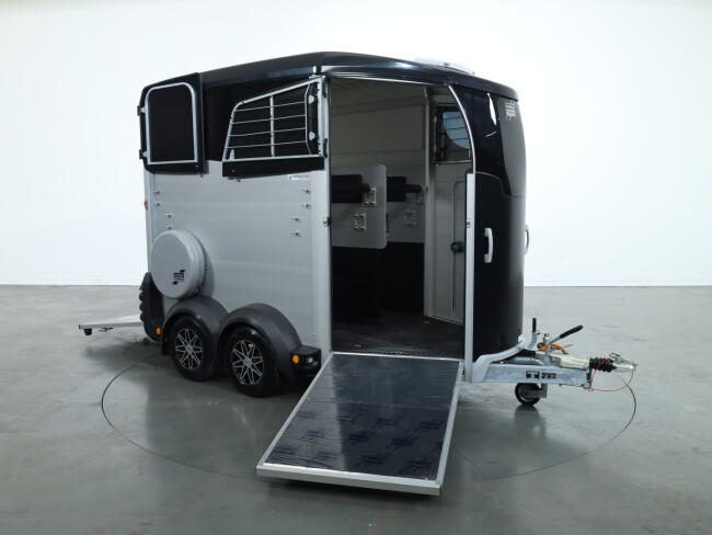 2025 Ifor Williams HBX506 2 paards trailer - Voorlosser RH (zwart) VT775 | Aanhangwagen | Paardentrailer
