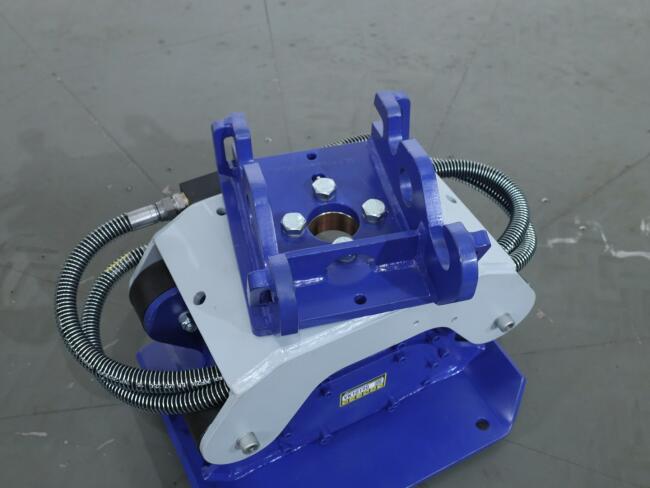 2025 Saes HST007 RM CW05 Trilblok Minigraver VK10190 | Aanbouwdelen | Trilblok