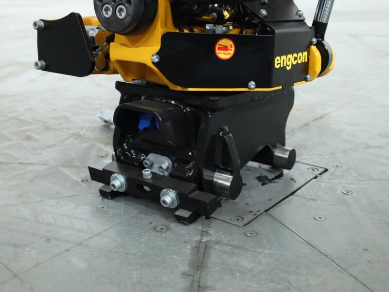 2025 Engcon EC204 Tiltrotator KX027-4 - CW05 SS9 VK10394 | Aanbouwdelen | Draaikantelstuk