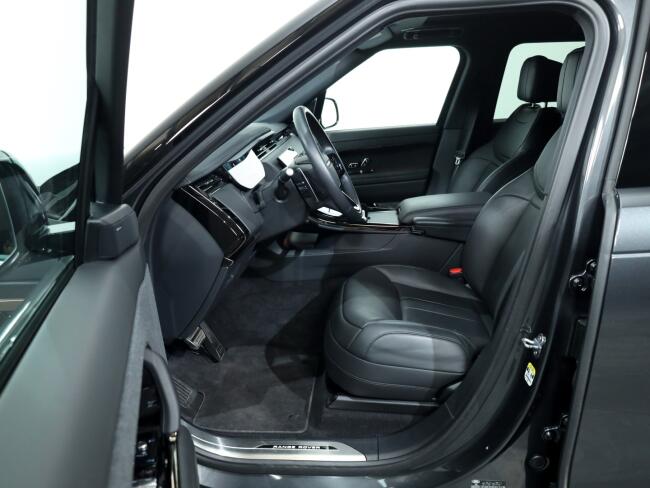 2025 Land Rover Range Rover Sport 3.0 P460e Dynamic HSE PHEV VT910 | Transport | Auto's