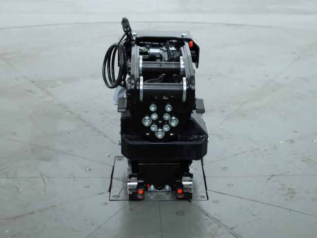 2025 Compacttilt CTR3 Draaikantelstuk HS4 S40 - KX027-4 DV1539 | Aanbouwdelen | Draaikantelstuk