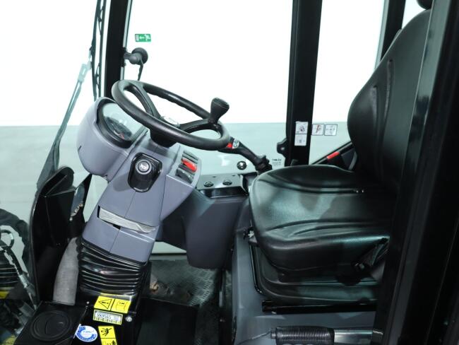 2025 Giant G2700E X-tra (Cabine) VV1515 | Wiellader | Mini Shovel