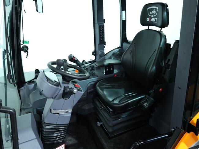 2025 Giant G5000 VV1519 | Wiellader | Mini Shovel