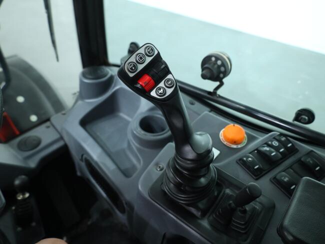 2025 Giant G5000 VV1519 | Wiellader | Mini Shovel