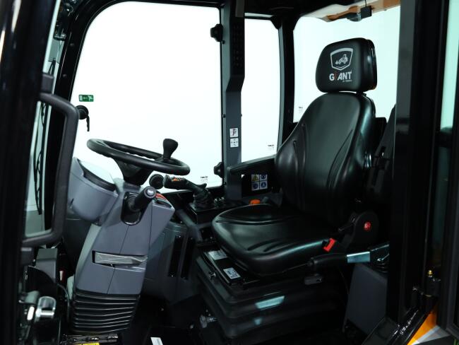 2026 Giant G3500 (Cabine) VK10912 | Wiellader | Mini Shovel