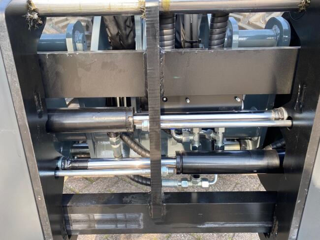 2025 Giant Palletvorken hydraulisch Vorkversteller + Sideshift ADV4 | Aanbouwdelen | Palletbord