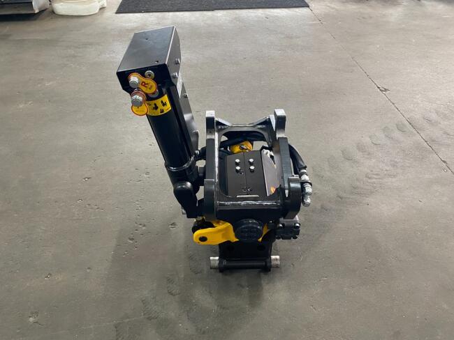 2025 Engcon EC204 Tiltrotator CW05-CW05 SS9 (afneembaar) ADV54 | Aanbouwdelen | Draaikantelstuk